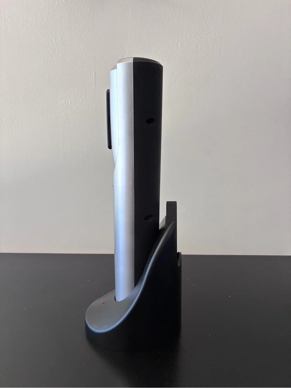 BergHOFF Silver Electric Wine Opener - Cordless Bottle Opener